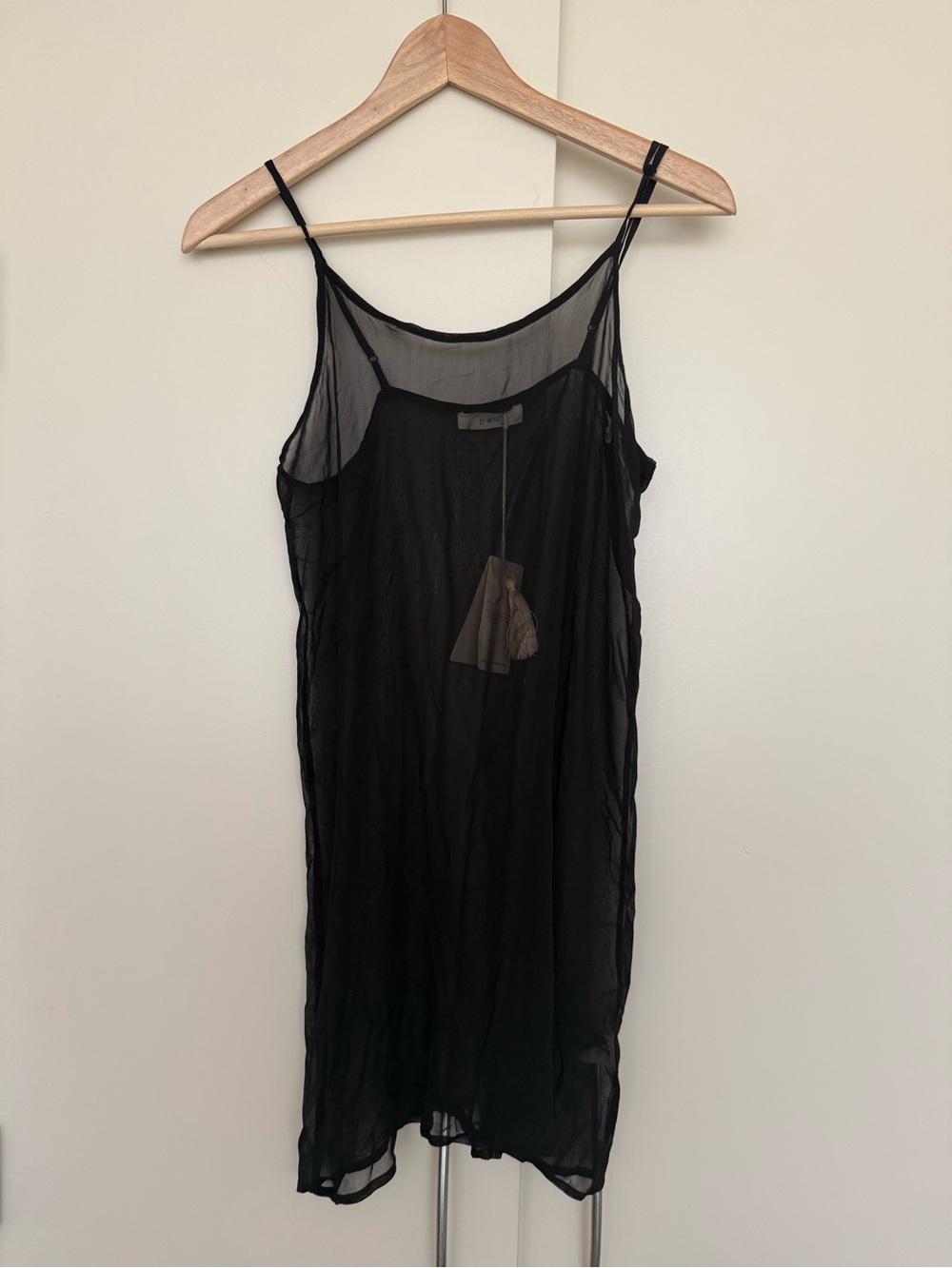 DOEN Black Short Scoop Slip Dress Delicate adjustable straps Medium NWT - Picture 4 of 6
